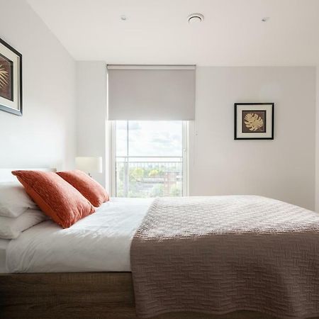 Second Nest Deptford Greenwich ลอนดอน ภายนอก รูปภาพ